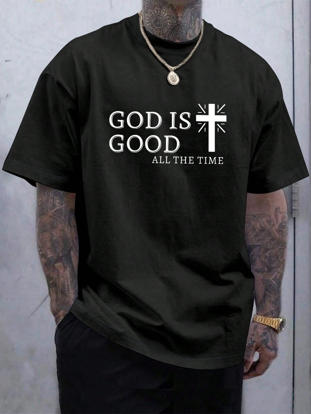 Manfinity Roughcore Men's Casual Summer Short Sleeve T-Shirt with Cross & Slogan Graphic, Ideal for Friends